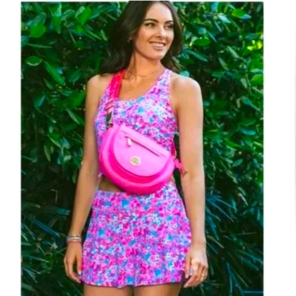 NWT Lilly Pulitzer Aura Pink Neoprene Crossbody Bag